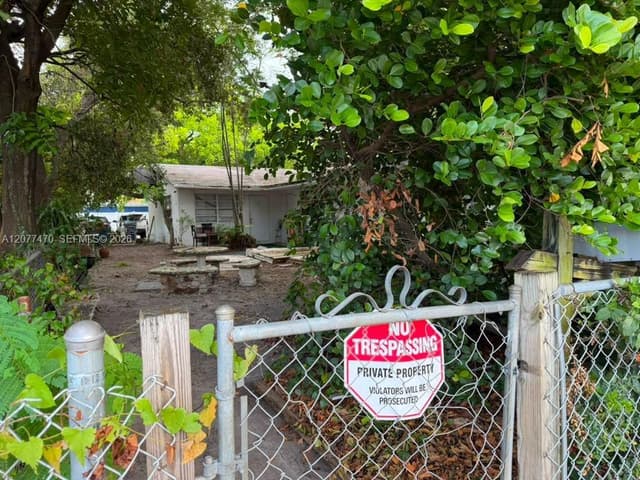 1918 Sheridan St, Hollywood FL 33020 - Hollywood, FL - Photo 2
