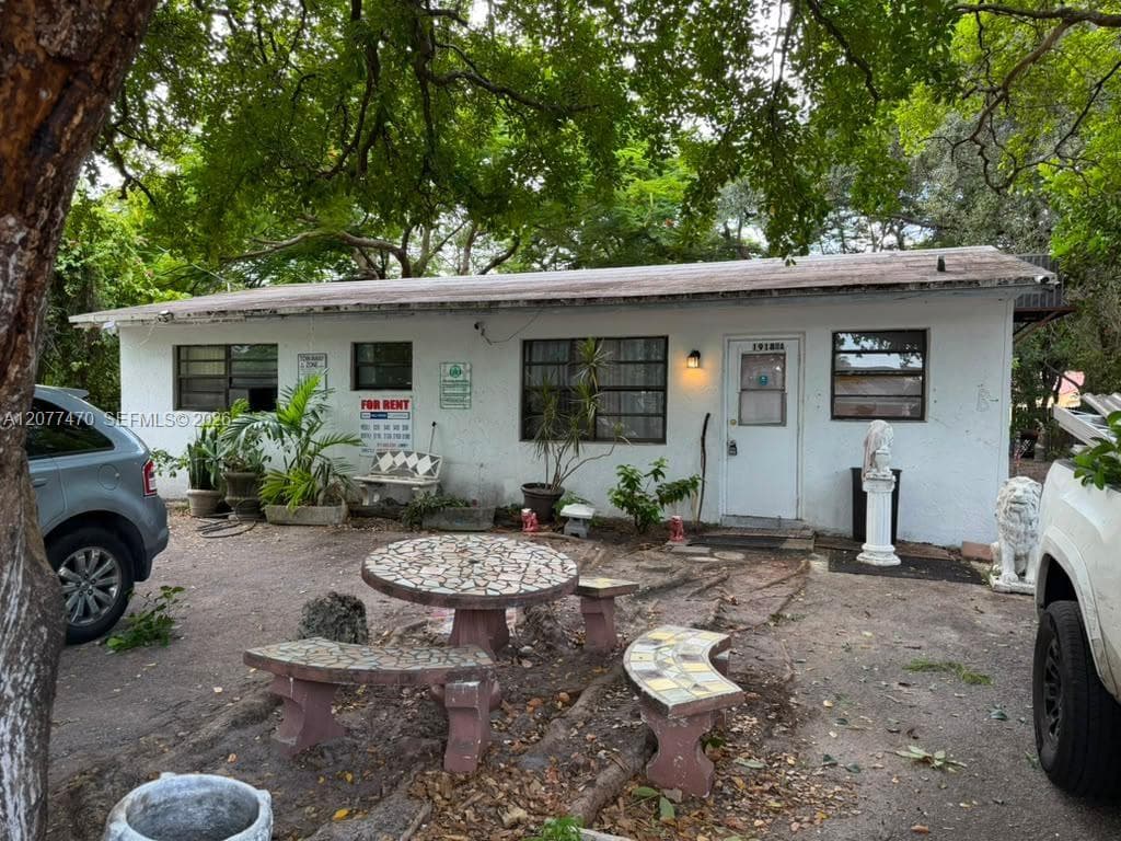 1918 Sheridan St, Hollywood FL 33020 - Hollywood, FL - Photo 1