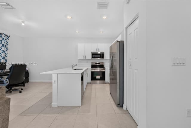 746 SE 14th St, Homestead FL 33034 - Homestead, FL - Photo 7