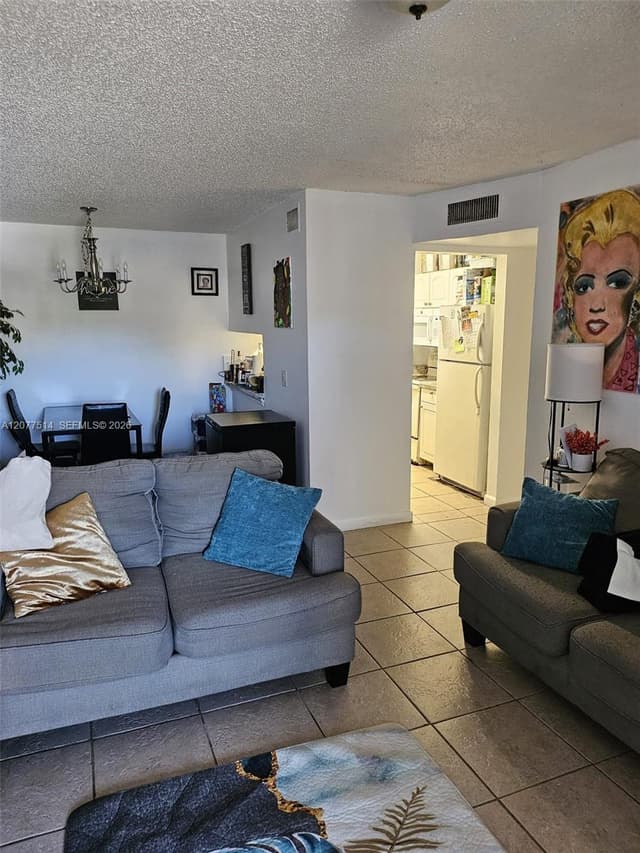 1838 Abbey Rd # 208, West Palm Beach FL 33415 - West Palm Beach, FL - Photo 4