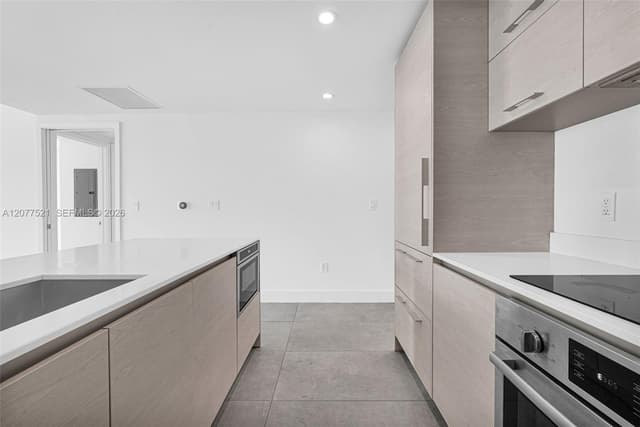 1300 S Miami Ave # 2811, Miami FL 33130 - Miami, FL - Photo 7