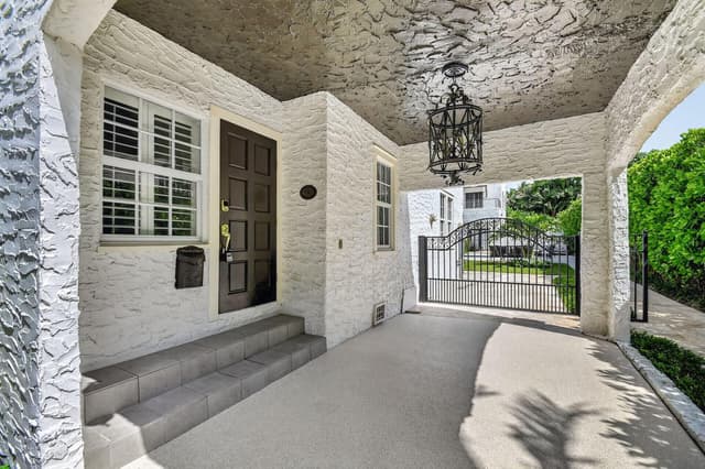 807 Ardmore Road, West Palm Beach FL 33401 - West Palm Beach, FL - Photo 5