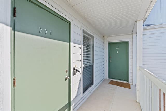 271 Cypress Point Drive, Palm Beach Gardens FL 33418 - Palm Beach Gardens, FL - Photo 3