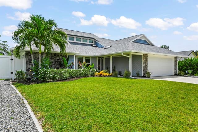 1102 Kriss Lane, Jupiter FL 33458 - Jupiter, FL - Photo 3