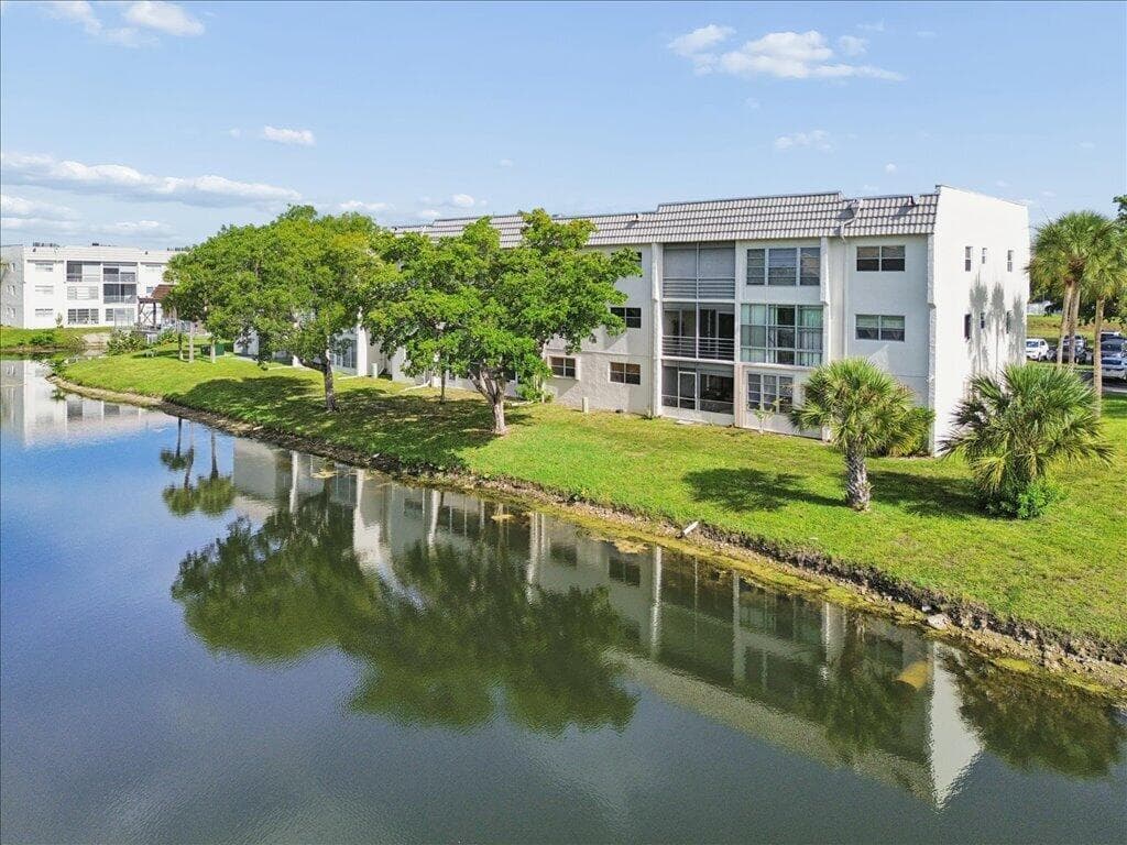 8510 Sunrise Lakes Boulevard # 301, Sunrise FL 33322 - Sunrise, FL - Photo 1