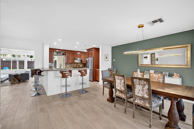 520 SE 14TH Street, Pompano Beach FL 33060 - Pompano Beach, FL - Photo 2