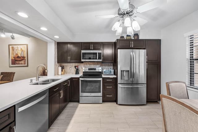 11223 Aspen Glen Drive, Boynton Beach FL 33437 - Boynton Beach, FL - Photo 7