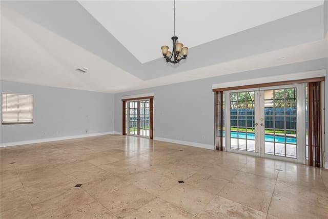 11551 SW 11th Street, Pembroke Pines FL 33025 - Pembroke Pines, FL - Photo 3