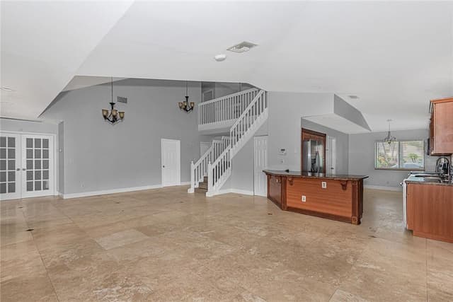11551 SW 11th Street, Pembroke Pines FL 33025 - Pembroke Pines, FL - Photo 4