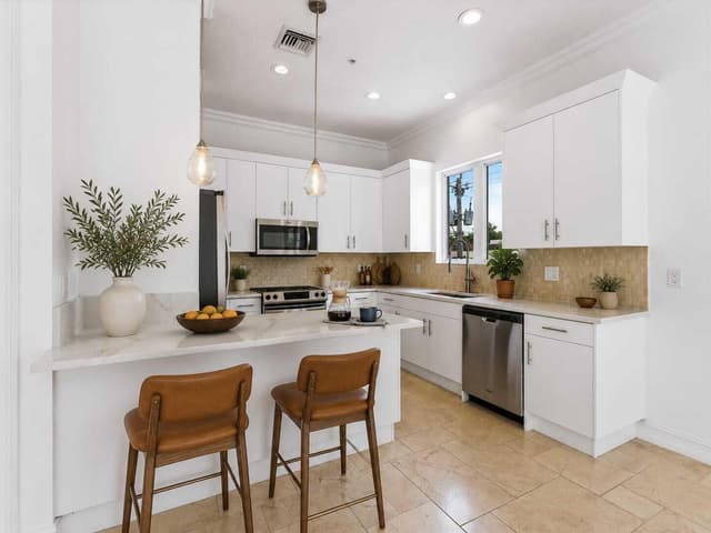 12 SE 1ST Avenue # 201, Delray Beach FL 33444 - Delray Beach, FL - Photo 3
