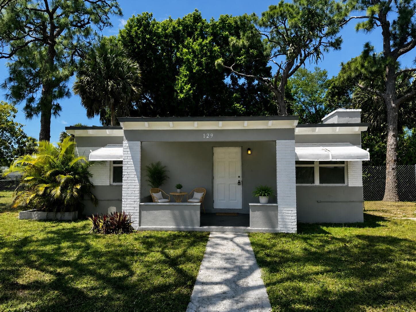 129 SW 21ST Way, Fort Lauderdale FL 33312