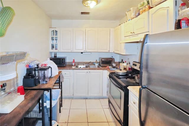 12040 NW 1st Ct, North Miami FL 33168 - North Miami, FL - Photo 5