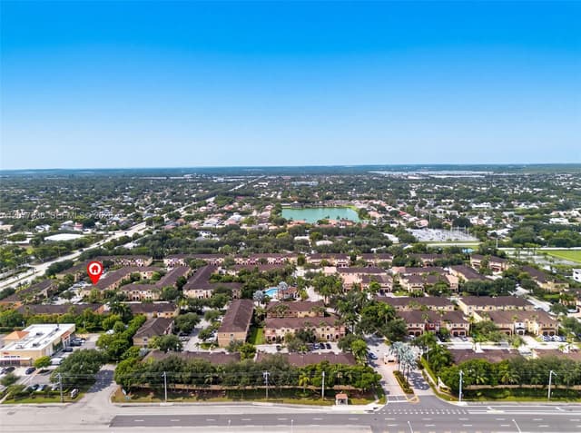 1820 SW 89th Ter, Miramar FL 33025 - Miramar, FL - Photo 4