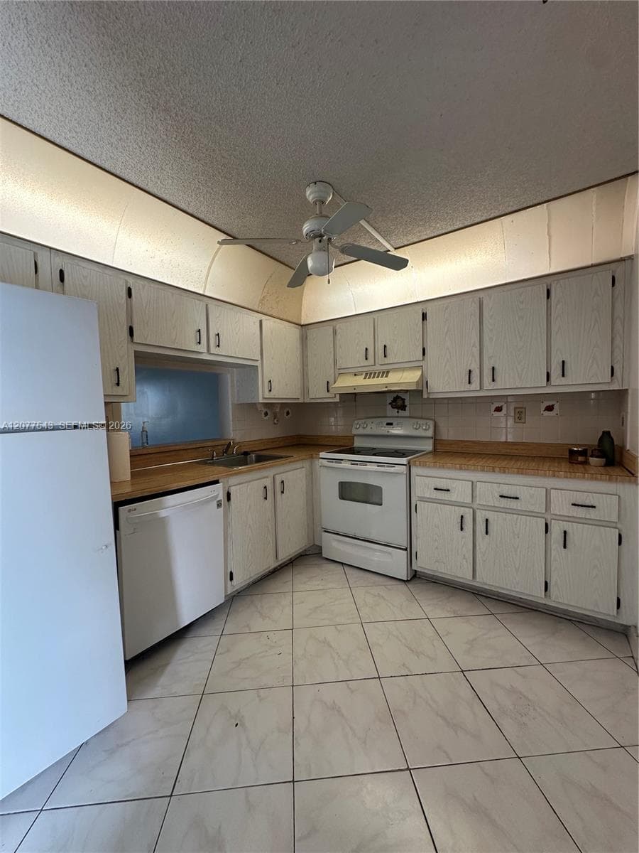 1830 SW 81st Ave # 4310, North Lauderdale FL 33068 - North Lauderdale, FL - Photo 1