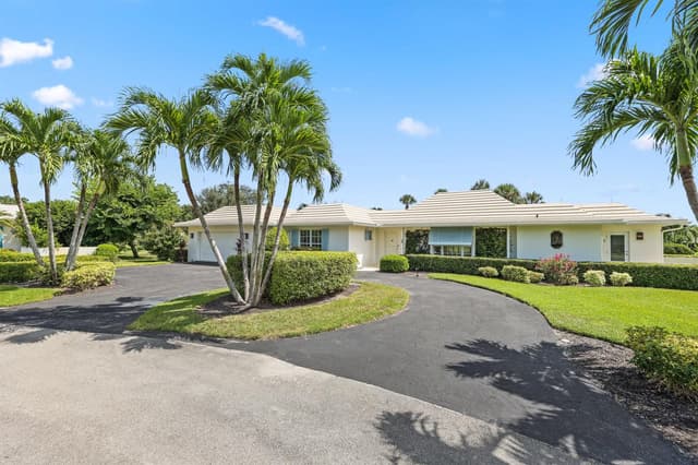 4 COUNTRY CLUB Circle, FL 33436 - Photo 4