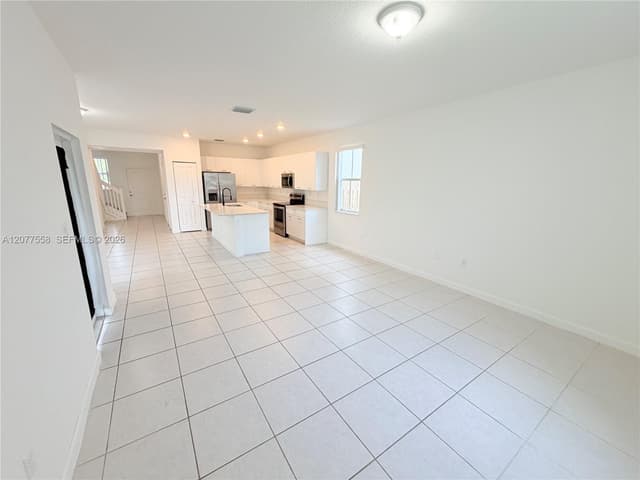 2405 NW 131st Cir, Miami FL 33167 - Miami, FL - Photo 2