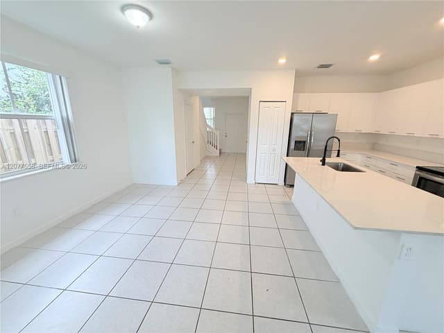 2405 NW 131st Cir, Miami FL 33167 - Miami, FL - Photo 6