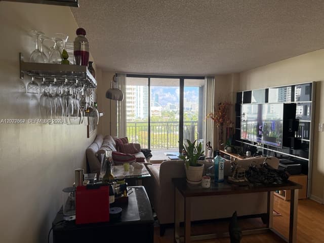 540 Brickell Key Dr # 910, Miami FL 33131 - Miami, FL - Photo 2