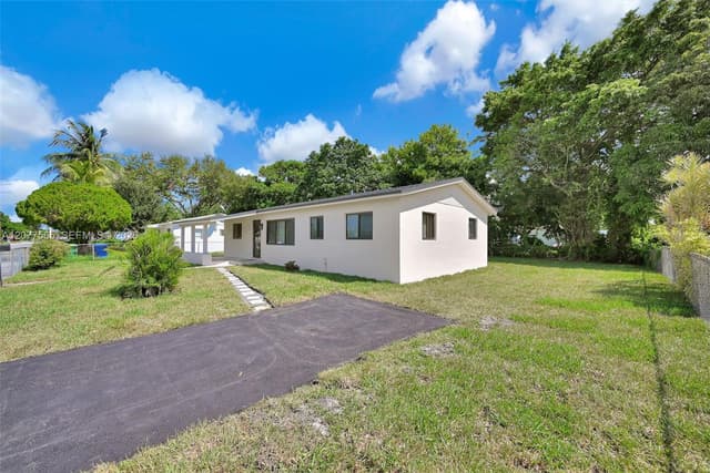 2470 NW 179th St, Miami Gardens FL 33056 - Miami Gardens, FL - Photo 4