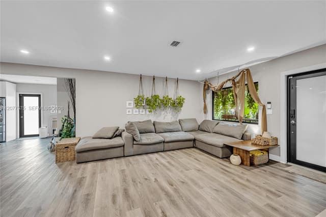 12230 NW 22nd Ct, Miami FL 33167 - Miami, FL - Photo 4