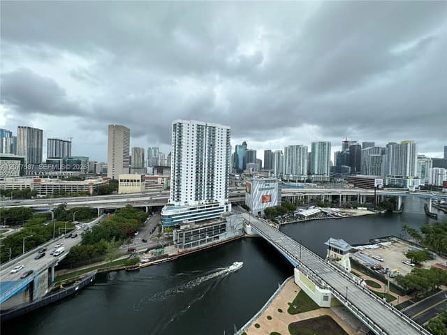 10 SW South River Dr, Miami FL 33130 - Miami, FL - Photo 7