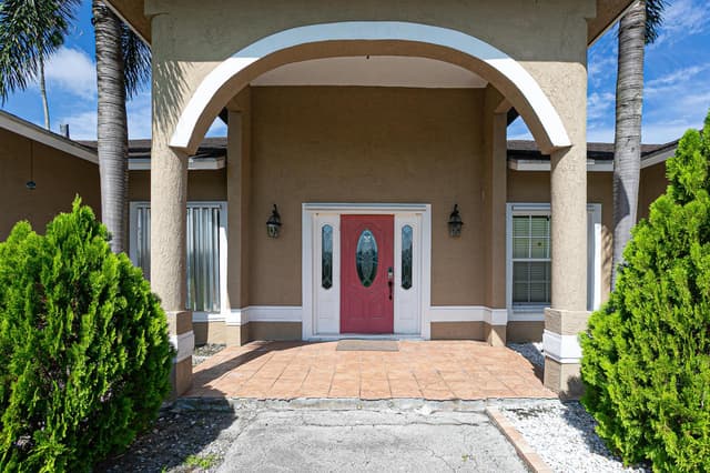 173 S Greenstar Avenue, Pahokee FL 33476 - Pahokee, FL - Photo 3