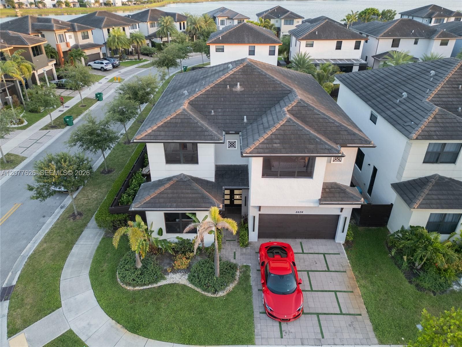 8824 NW 161st Ter, Miami Lakes FL 33018
