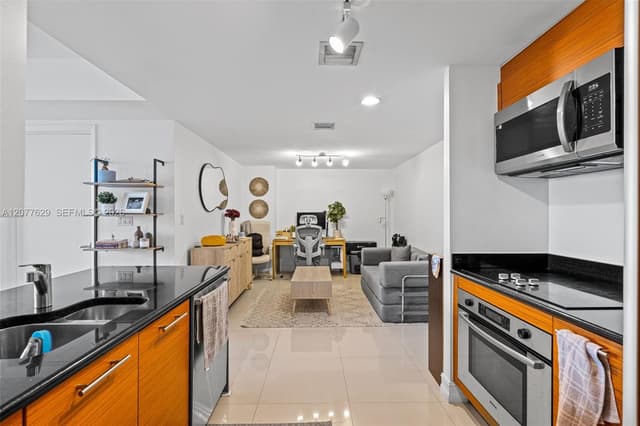 50 Biscayne Blvd # 2507, Miami FL 33132 - Miami, FL - Photo 5