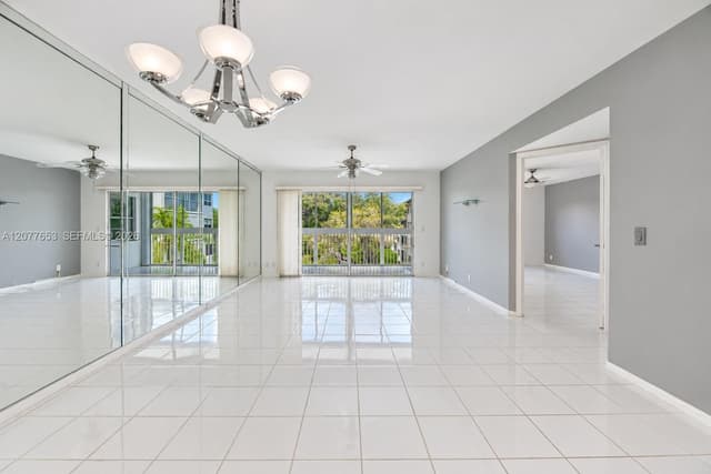 12601 SW 13th St # 315G, Pembroke Pines FL 33027 - Pembroke Pines, FL - Photo 5