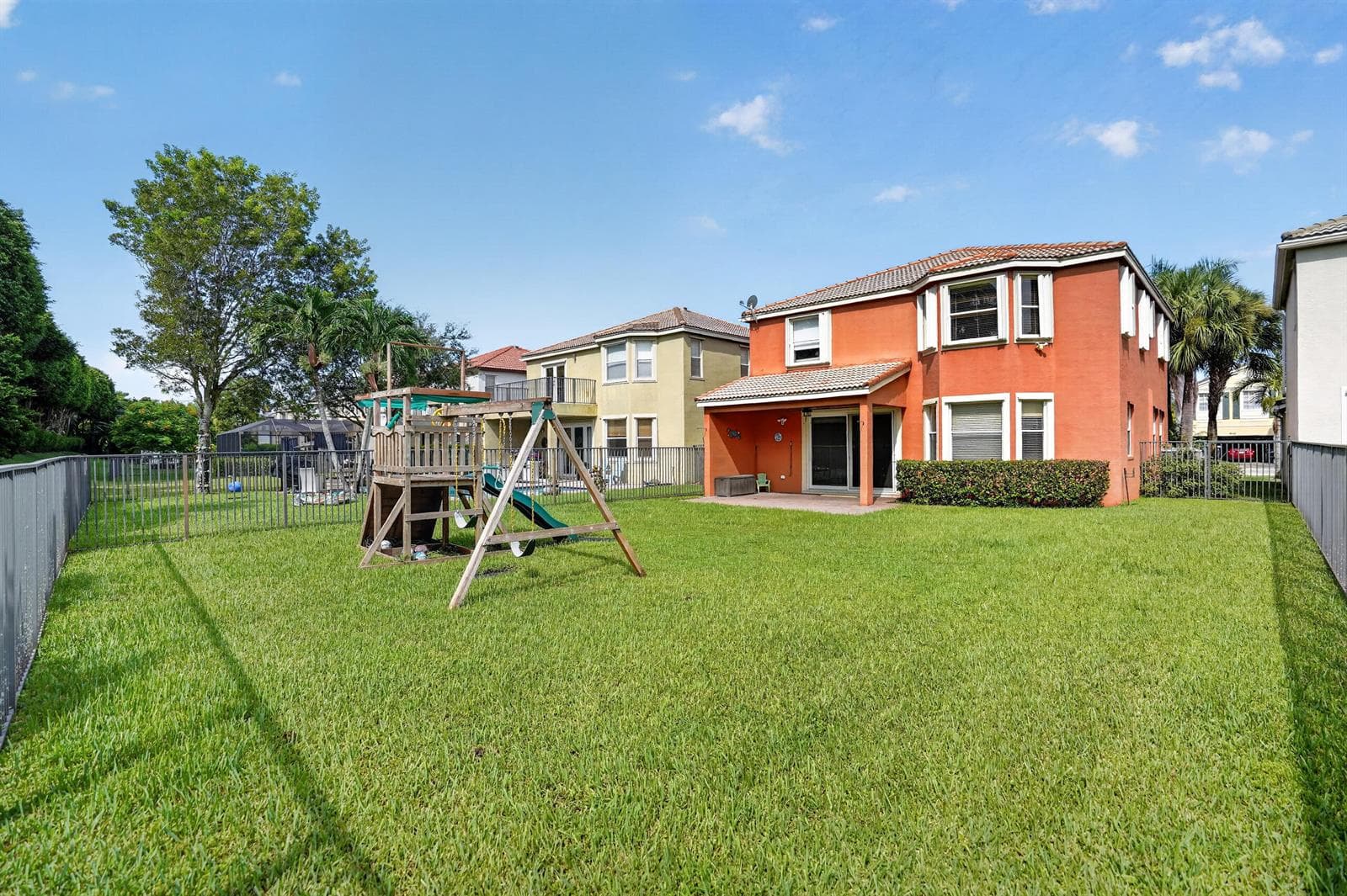 9135 Dupont Place, Wellington FL 33414