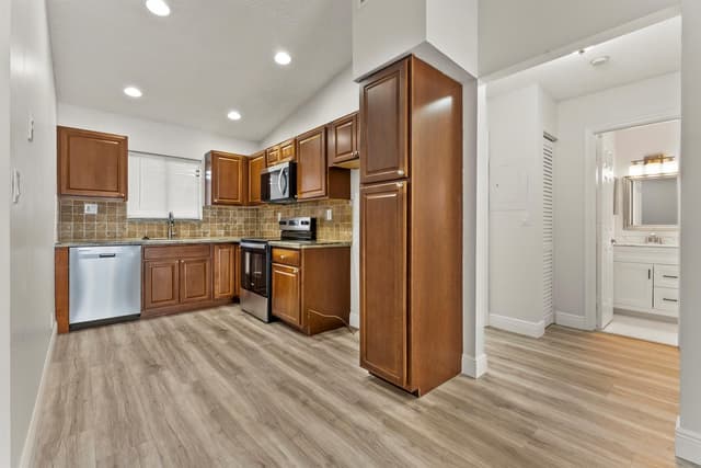 2900 Olivewood Terrace # 201, Boca Raton FL 33431 - Boca Raton, FL - Photo 3