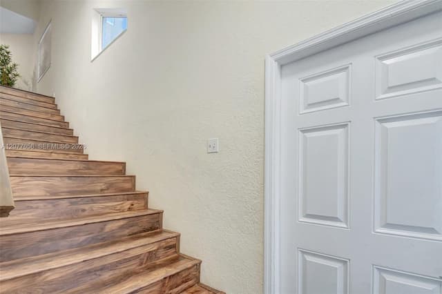 16339 Malibu Dr # 22, Weston FL 33326 - Weston, FL - Photo 7
