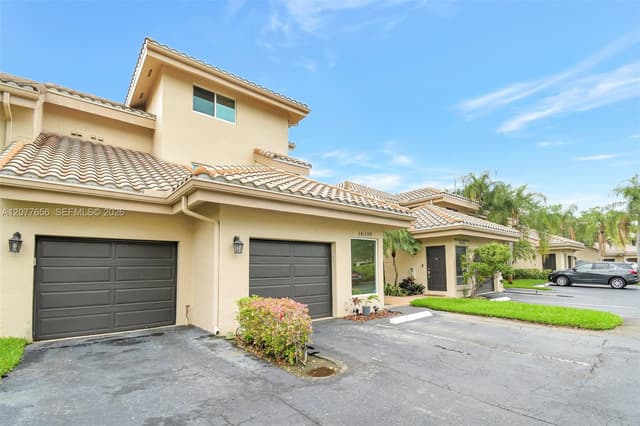 16339 Malibu Dr # 22, Weston FL 33326 - Weston, FL - Photo 3
