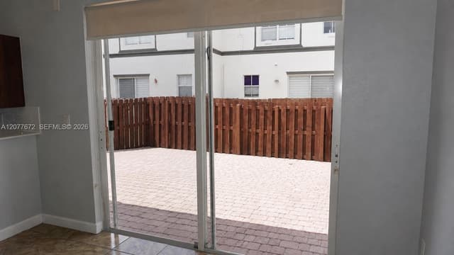 7616 NW 114th Path, Doral FL 33178 - Doral, FL - Photo 6