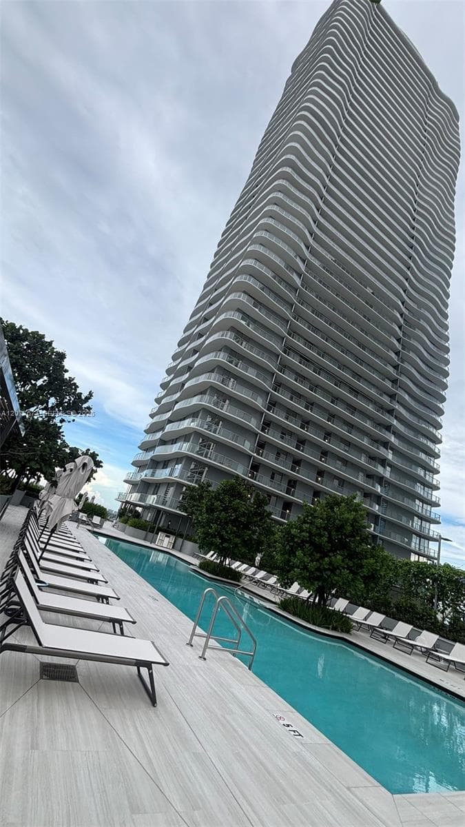 1400 Biscayne Blvd # 2106, Miami FL 33132 - Miami, FL - Photo 1