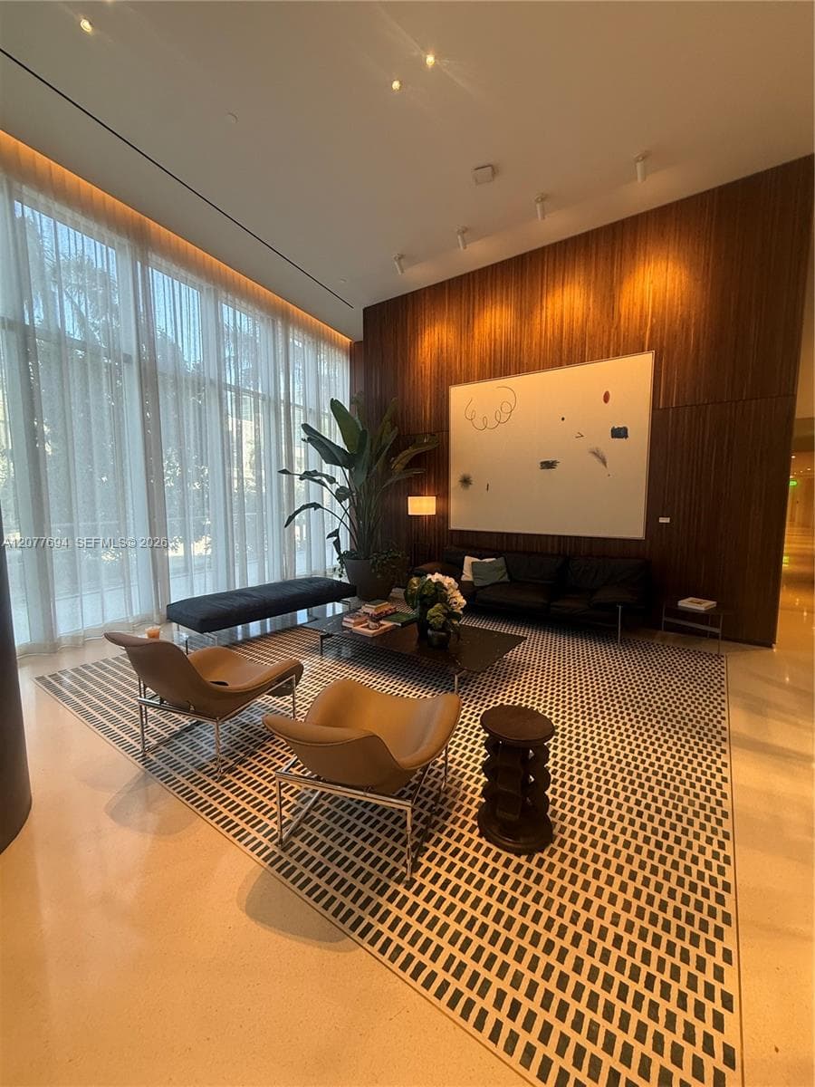 1400 Biscayne Blvd # 209, Miami FL 33132 - Miami, FL - Photo 1