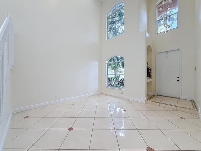 6657 LURAIS Drive, Lake Worth FL 33463 - Lake Worth, FL - Photo 6