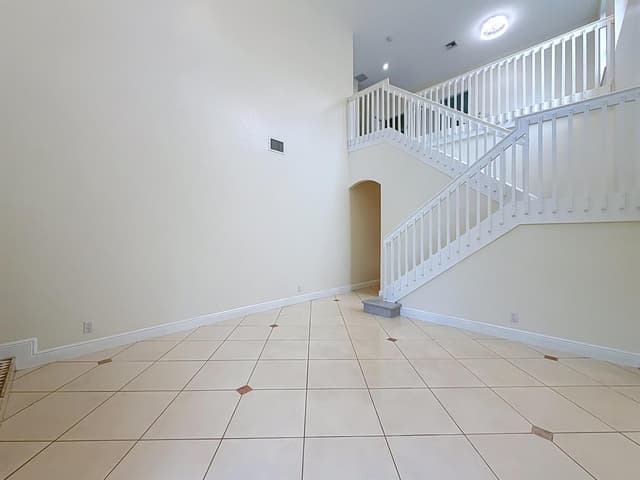 6657 LURAIS Drive, Lake Worth FL 33463 - Lake Worth, FL - Photo 7