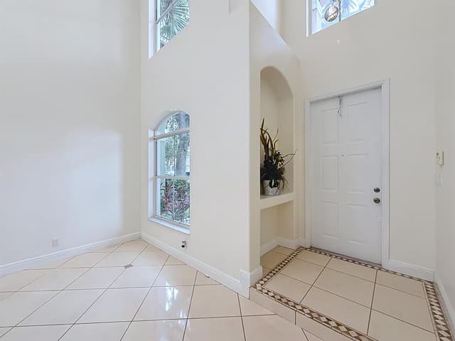 6657 LURAIS Drive, Lake Worth FL 33463 - Lake Worth, FL - Photo 3