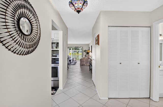226 LAKE CONSTANCE Drive # 226, West Palm Beach FL 33411 - West Palm Beach, FL - Photo 3