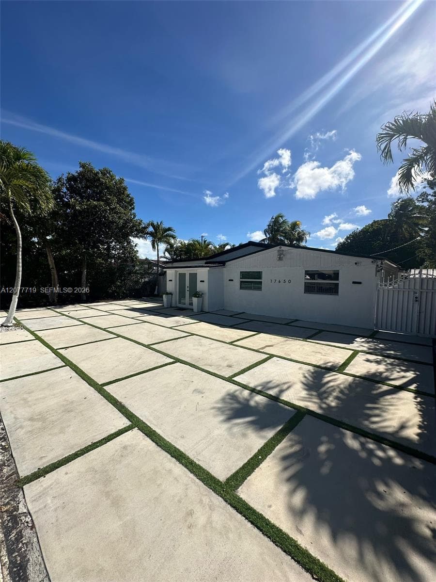 17650 NE 19th Ave, North Miami Beach FL 33162 - North Miami Beach, FL - Photo 1