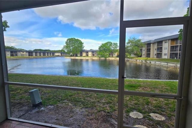 7801 Colony Circle S # 106, Tamarac FL 33321 - Tamarac, FL - Photo 3