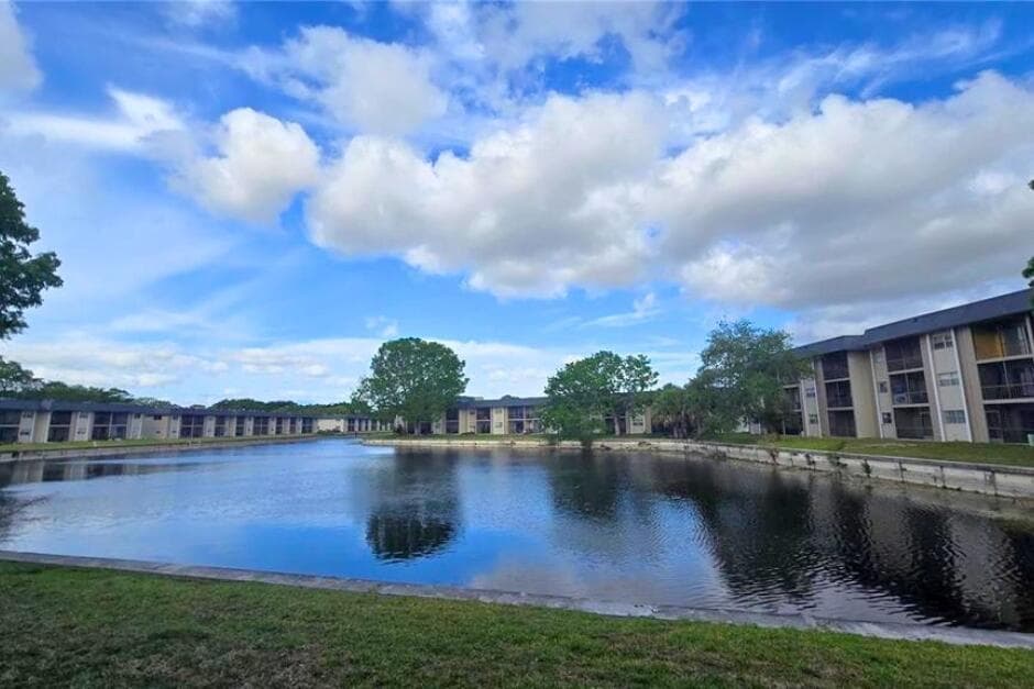 7801 Colony Circle S # 106, Tamarac FL 33321 - Tamarac, FL - Photo 1