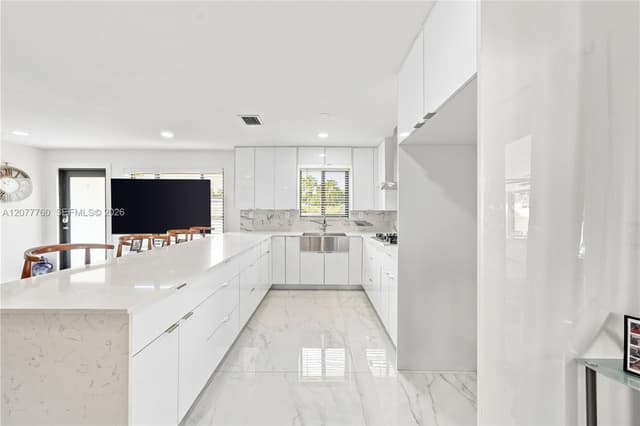 10125 SW 84th St, Miami FL 33173 - Miami, FL - Photo 6