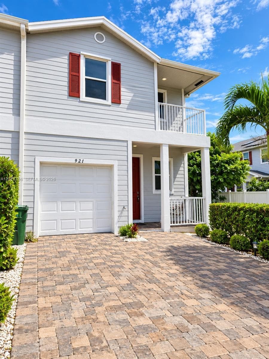 921 SE 18th St, Homestead FL 33034 - Homestead, FL - Photo 1
