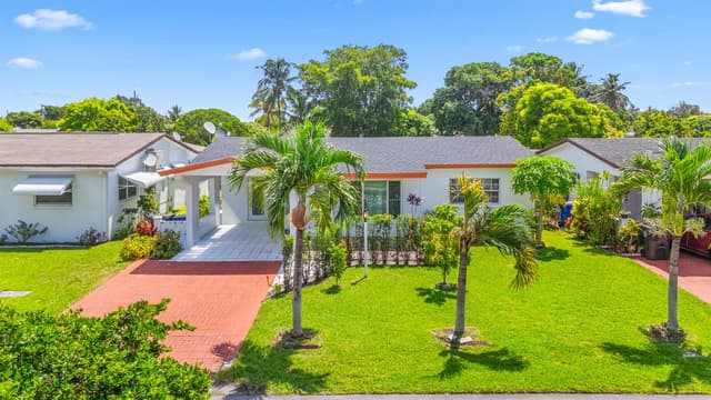 4200 NW 52ND Avenue, Lauderdale Lakes FL 33319 - Lauderdale Lakes, FL - Photo 2