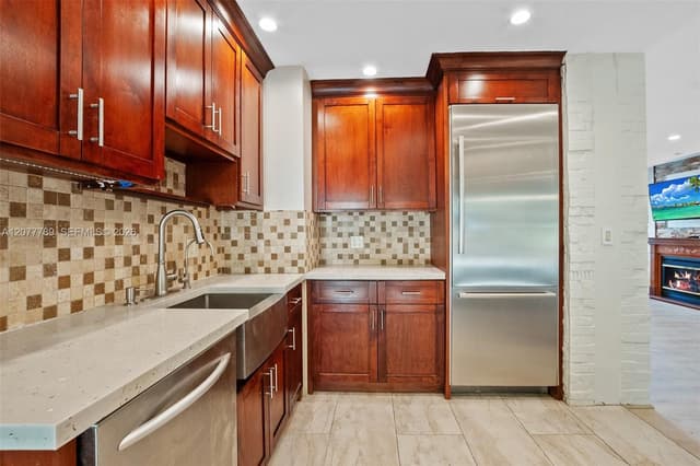 2725 NE 21st Ave, Fort Lauderdale FL 33306 - Fort Lauderdale, FL - Photo 4