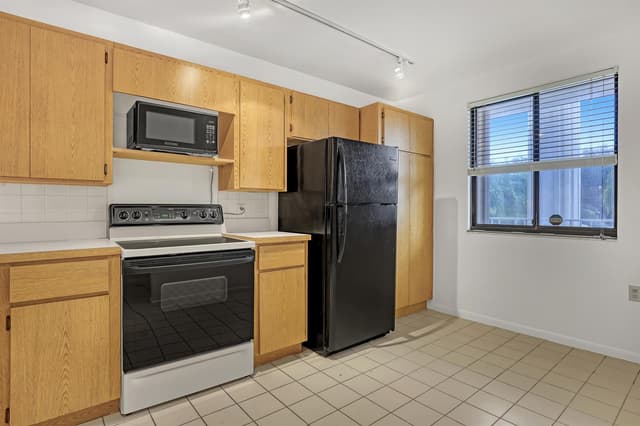 2621 Village Boulevard # 203, West Palm Beach FL 33409 - West Palm Beach, FL - Photo 5