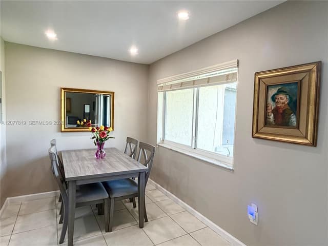 10875 NW 29th Mnr, Sunrise FL 33322 - Sunrise, FL - Photo 6