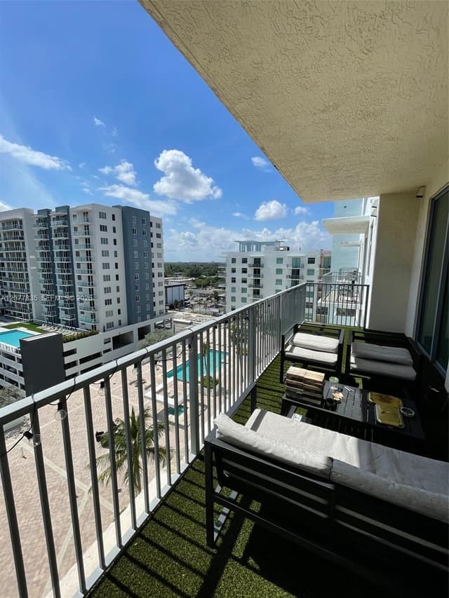 140 S Dixie Hwy # 1016, Hollywood FL 33020 - Hollywood, FL - Photo 2